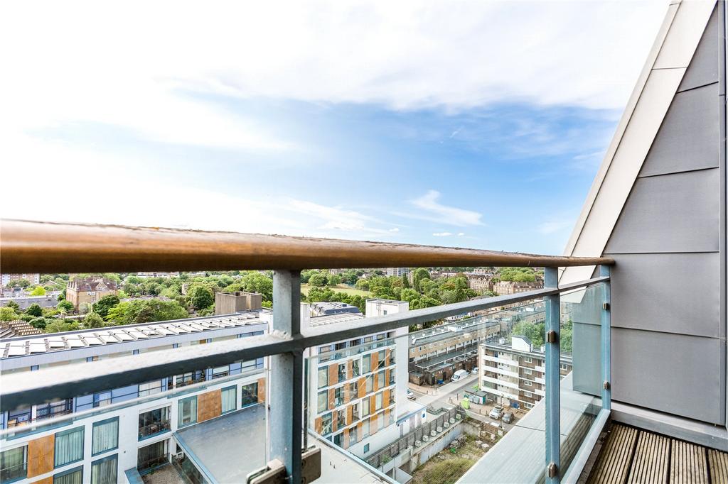 Apartment in London - View 3