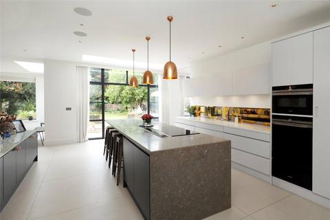 6 Alan Road, London, SW19 7PT