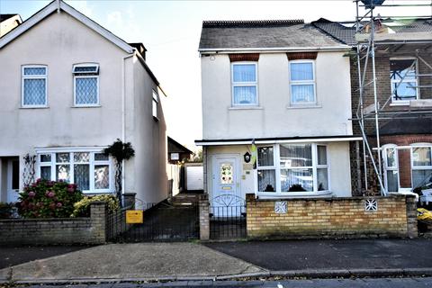 38 Tachbrook Road, Feltham, TW14 9NX