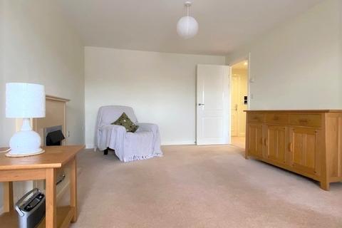 2 bedroom apartment for sale - Adlington House, High Street , Wolstanton, Newcastle under Lyme ST5