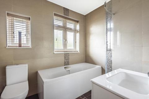 7 Roslin Way, Bromley, BR1 4QS