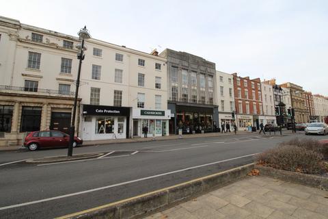 9 bedroom flat to rent, The Parade, Leamington Spa CV32