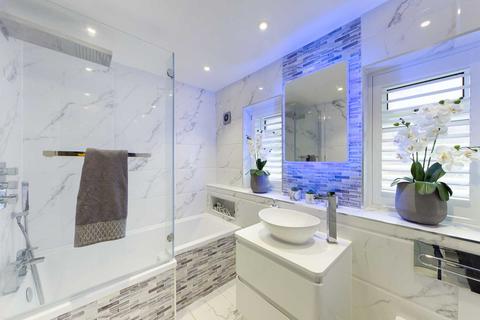 51 Micklem Drive, Hemel Hempstead, HP1 2PR