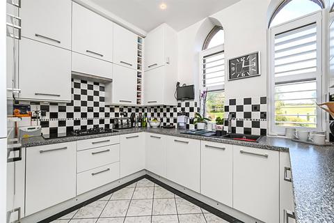3 bedroom apartment for sale - Falmer Road, Rottingdean, East Sussex, BN2