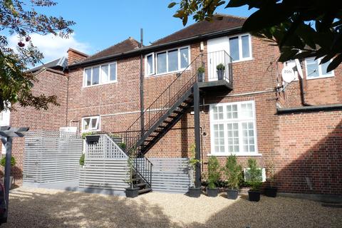 70a High Street, Edenbridge, TN8 5AR