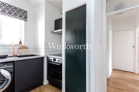 27 Templeton Road, London, N15 6RX