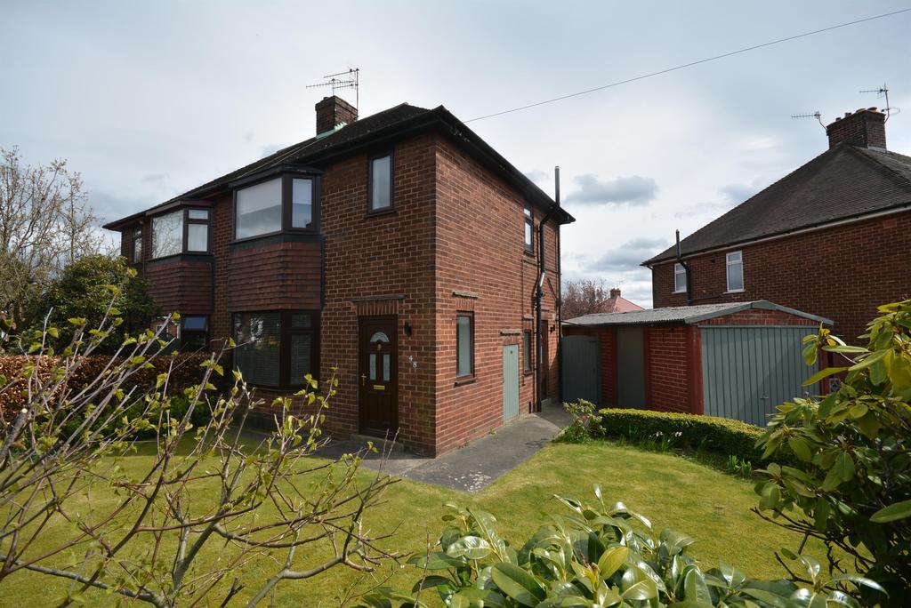 Hucknall Avenue, Ashgate... 3 bed semidetached house £200,000
