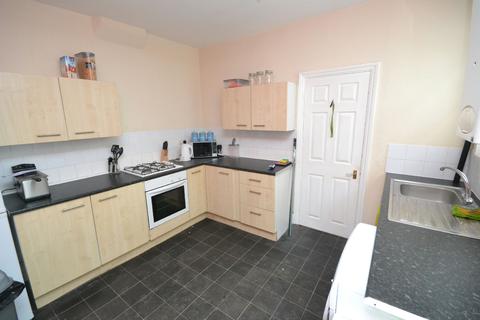 172 Park Street, Grimsby, DN32 7NS