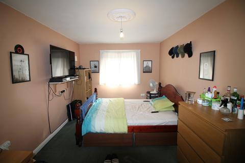 48 Exning Road, London, E16 4ND