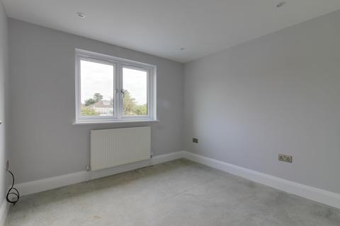 39 David Drive, Romford, RM3 0YA