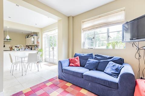 9 Kings Orchard, London, SE9 5TJ