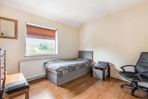 124 Clock House Road, Beckenham, BR3 4JX