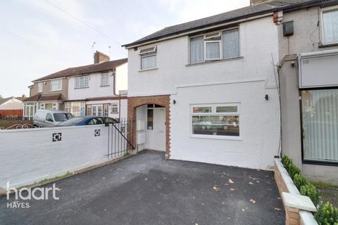 12 Willow Tree Lane, Hayes, UB4 9BB