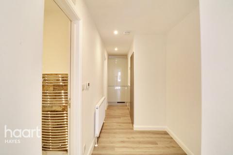 12 Willow Tree Lane, Hayes, UB4 9BB