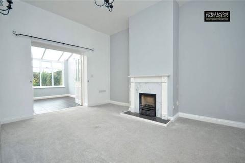 5 Cemetery Road, Laceby, Grimsby, DN37 7EP