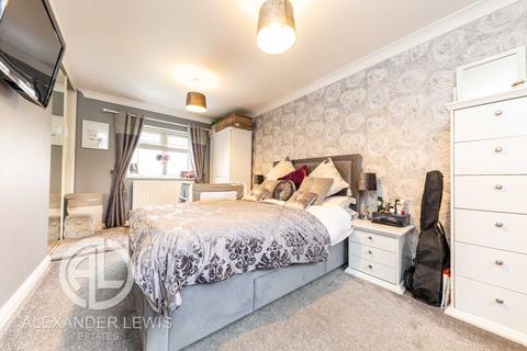4a Brickle Place, Clifton, Shefford, SG17 5HX