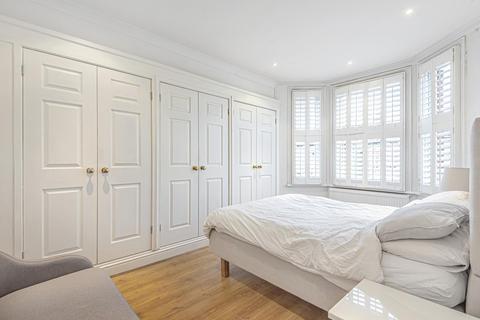 13 Downs Road, Beckenham, BR3 5JY