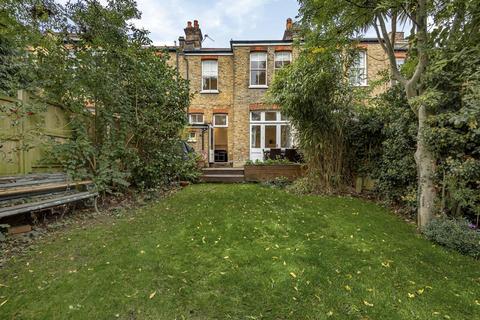 13 Downs Road, Beckenham, BR3 5JY
