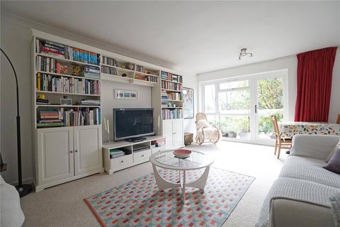 21 Greyladies Gardens, London, SE10 8AU