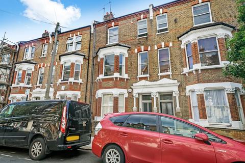 2 bedroom flat to rent, Hormead Road, Maida Hill W9