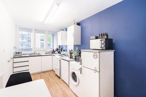 2 bedroom flat to rent, Elgin Avenue, Maida Vale W9