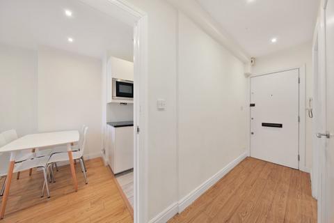 1 bedroom flat to rent, Peters Court, Bayswater W2