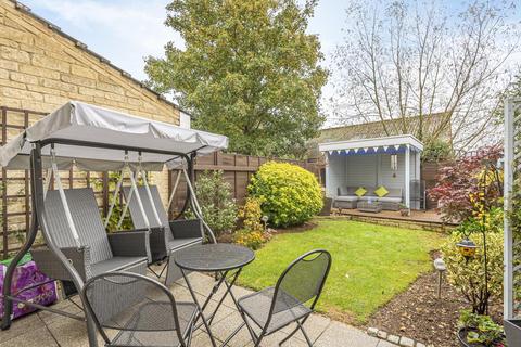 42 Compton Way, Witney, OX28 3AB