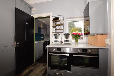 219 Carshalton Road, Carshalton, SM5 3PZ