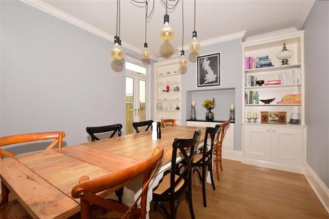 219 Carshalton Road, Carshalton, SM5 3PZ