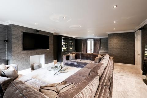 15 Blue Ridge Close, Sheffield, S17 3JU