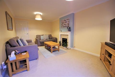 15 Overcroft, Bramshall, Uttoxeter, ST14 5NQ
