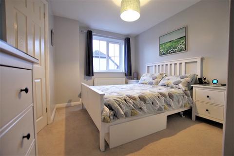 15 Overcroft, Bramshall, Uttoxeter, ST14 5NQ