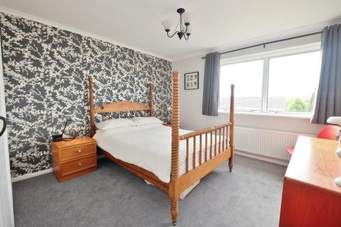 41 Waring Drive, Orpington, BR6 6DN