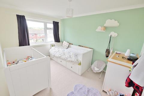 37 Ryarsh Crescent, Orpington, BR6 9SG