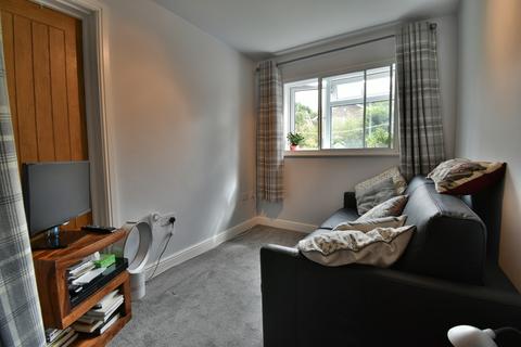 7 Fullbrook Avenue, Barton Under Needwood, Burton-on-trent, DE13 8HD