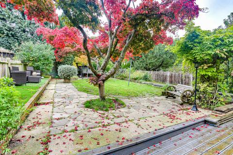 39 Lower Barn Road, Purley, CR8 1HZ