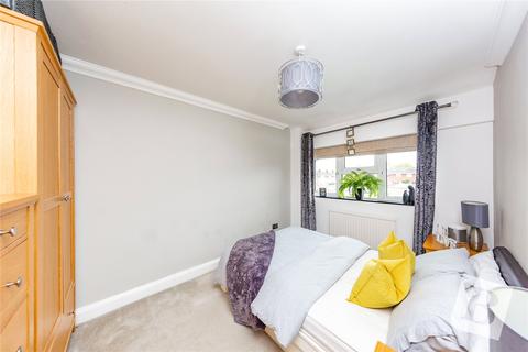 89 Woolmer Green, Basildon, SS15 5LP