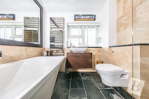 89 Woolmer Green, Basildon, SS15 5LP