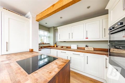 89 Woolmer Green, Basildon, SS15 5LP