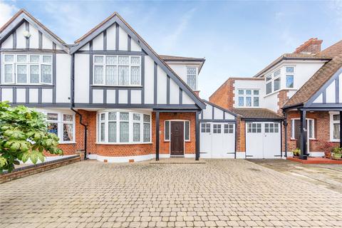88 Springfield Gardens, Upminster, RM14 3ES