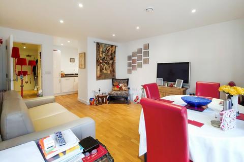 Flat 8, 3 Zenith Close, London, NW9 6FD