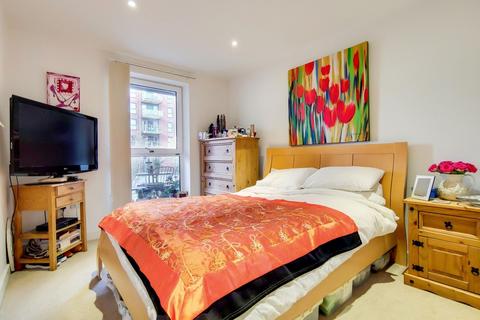 Flat 8, 3 Zenith Close, London, NW9 6FD