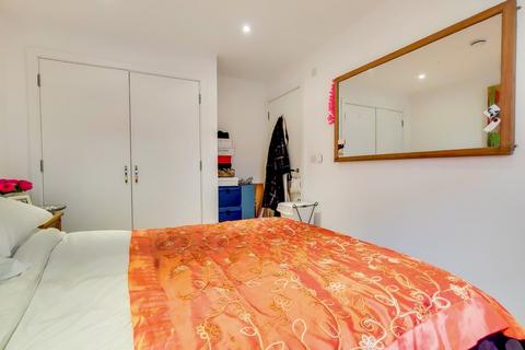 Flat 8, 3 Zenith Close, London, NW9 6FD