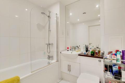 Flat 8, 3 Zenith Close, London, NW9 6FD