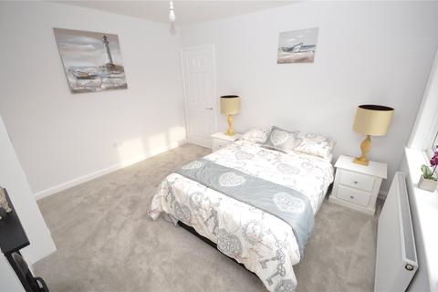 14 Hawkhill Avenue, Guiseley, Leeds, LS20 8AS