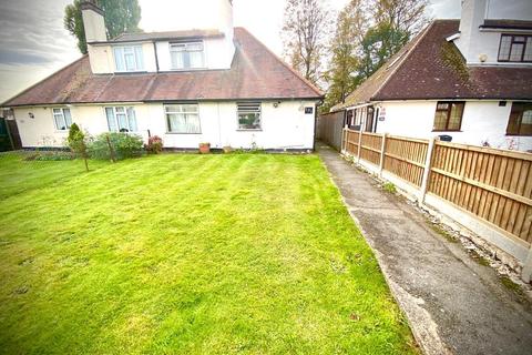 121 Manor Waye, Uxbridge, UB8 2BG