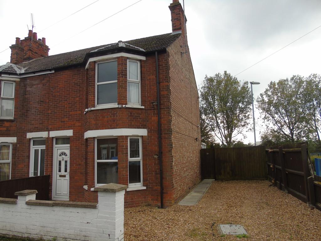 Loke Road, King's Lynn 2 bed semidetached house £735 pcm (£170 pw)