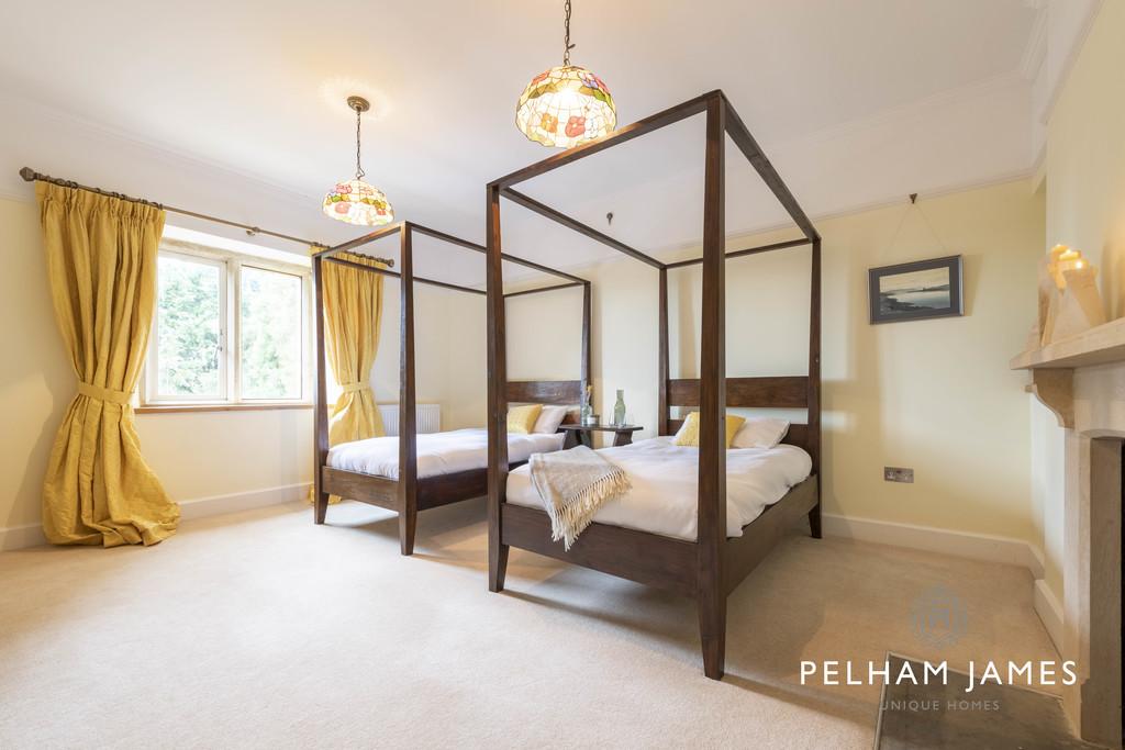 Fourth bedroom