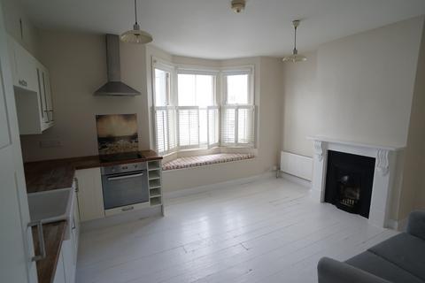 2 bedroom apartment to rent, Westbourne Street, Hove