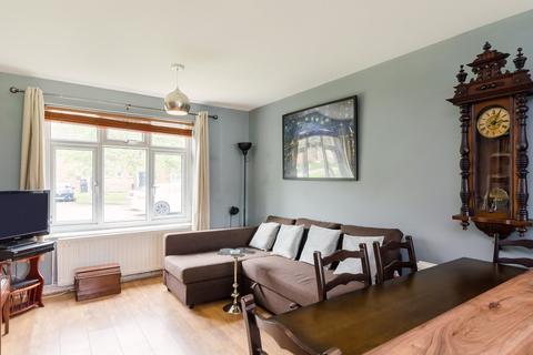 60 Fossway, York, YO31 8SL